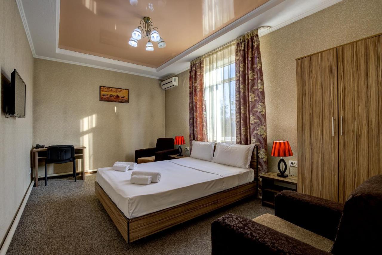 Kausar Hotel Bișkek Exterior foto