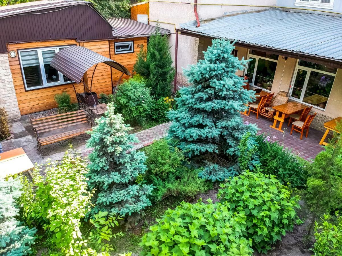 Kausar Hotel Bișkek Exterior foto
